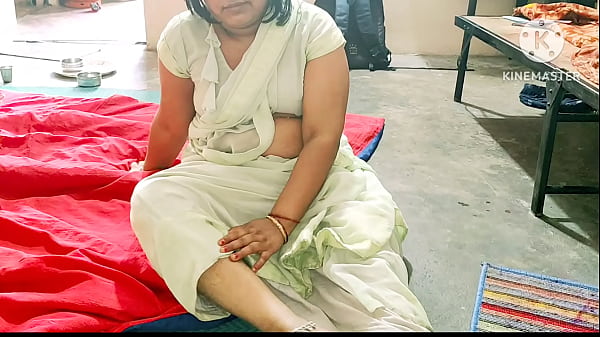 Cewek India Desi Bhabhi Lagi Ngewe Habis-habisan Sama Bocah, Crot Di Mana-mana