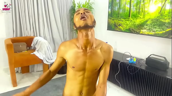 Tolong Kakak Tiri Aku, Kakak Tiri, Jangan Berhenti—aku Mau Rasain Tubuhmu Yang Basah Dan Panas Di Atasku.