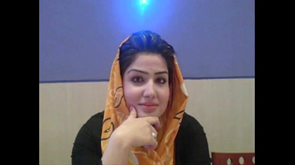 Cewek-cewek Hijab Pakistan Yang Seksi Banget Lagi Ngomongin Soal Ngentot Arab Muslim Paki Pake Bahasa Hindustani Di Tempat S, Bikin Pengen Crot.