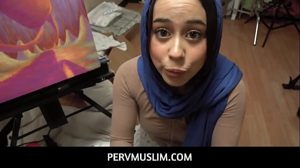 Dania Vegax, Cewek Arab Polos Tapi Bikin Mending, Ninggalin Abang Tirinya Dengan Kontol Kering Dan Nafsu Nggak Tersalurkan