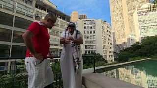 Sheik Árabe Caiu No Brasil Na Copa Do Mundo* Ele E O Guia TurÍstico Pegaram As Torcedoras Brasileiras No Hotel, Levaram Pro Quarto E Foderam AtÉ O CÚzinho Das Safadas* Tem O Completo No Red