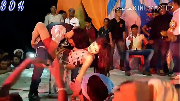 Tarian Bhojpuri Arkestra Yang Bikin Kelamin Basah Kuyup