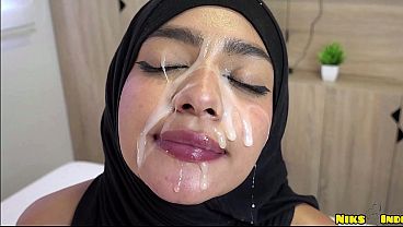 Jilbabis Cewek Muda Digebrak Brutal Sampe Banjir Mani