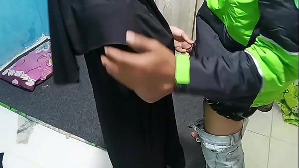 Ngentotin Ojol Sambil Prank, Bikin Ngaceng Abis!