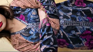 Paki Desi Cewek Di Rumah Aja, Ajak Main, Kita Ngewe Sambil Dirty Talk Hindi Full Panas.