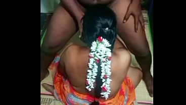 Bini Orang Desa Digobah Sama Paman Kampung, Crot Di Dalam.