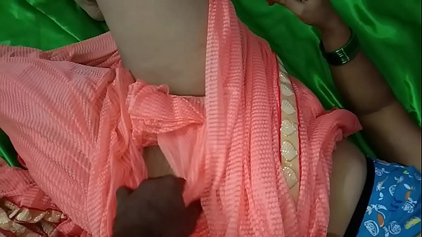 Desi Savita Lagi Ngewe Di Depan Mata, Basah Kuyup Minta Digenjot Terus.