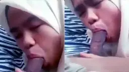 Bikin Merem Melek Pas Kontol Digocoh Pembantu Sambil Mulut Nempel Di Angen Majikan, Nikmatnya Kebangetan.
