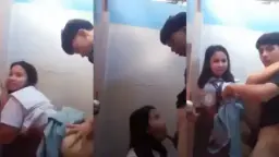 Gadis Smp Montok Lagi Ngewe Di Wc Sekolah, Crot Di Mana-mana!