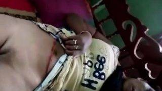 Ngacengin Cewek Kuliahan, Mainin Memek Sampe Muncrat
