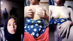 Putri Ukhti Buka Hijab, Pamerin Memek Basah Dan Toket Montok Yang Bikin Ngilu.