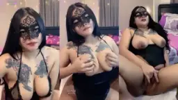 Squirt Muncrat Basah Kencang Dari Memek Cassandra Omek Bikin Bling-bling Menggila.