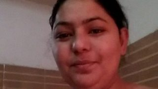 Tonton Video Bugil Terbaru Si Aunty India, Bikin Ngaceng Abis!