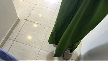Film Seks Tukang Ledeng Sama Temennya Ngewein Ibu Rumah Buat Benerin Kran, Suara Jelas, Badan Montok, Kata-kata Bikin Makin Tegang.