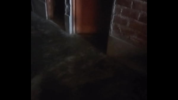 Ngentot Sama Ibu Muda Single, Dia Bukain Pintu Rumah Cuma Karena Duit.