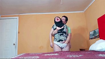 Wanita Berhijab Digebrak Sambil Merangkak, Makin Dalam Makin Nikmat.