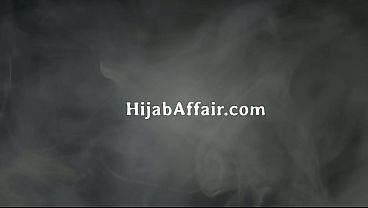 Gadis Arab Ngegondol Pertama Buat Pacarnya Sebelum Dinikahin Ortu, Mulus Banget!