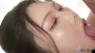 Cewek Cina Seksi Ban Ban Digenjot Keras Sampe Meringis Keenakan.