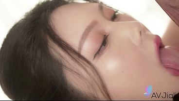 Cewek Cina Seksi Ban Ban Digenjot Keras Sampe Meringis Keenakan.