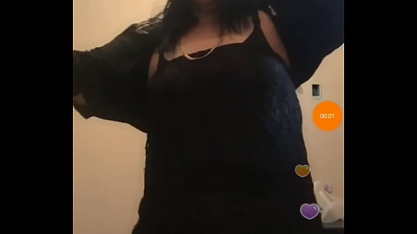 Coroa Pamer Memek Basah Di Bigo Live, Bikin Kontol Tegang.