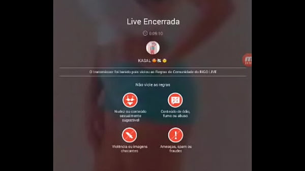 Bigo Live: Main Basah-basahan, Goyang Panas Di Depan Kamera, Bikin Kontol Tegang Dan Memek Basah Kuyup!