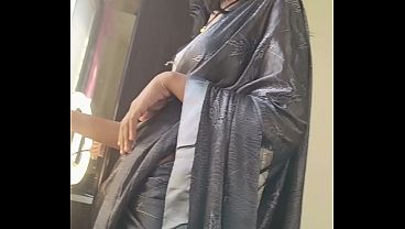 Shivani Bhabhi Lagi Digebukin Sama Temen Suaminya, Crot Di Mana-mana.