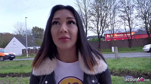 Gadis Jerman Ngintip – Cewek Thailand Muda Mulus Asal Flensburg Digencet Habis-habisan Di Casting Jalanan Beneran