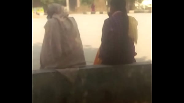 Ngentotin Cewek India, Bibirnya Basah, Badannya Mulus, Siap Digebukin Sampai Meraung.
