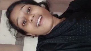 Cewek Bangladesh Imut Ngos-ngosan Sambil Jari-jarinya Mainin Memek Basah.