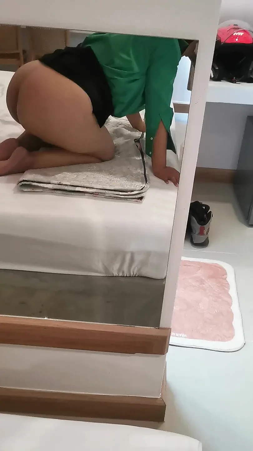 Female Flight Attendant Gets Before Boarding