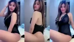 Uting Mamamia, Lingerie Tembus Pandang Bikin Cewek Makin Menggoda, Siap Bikin Lo Ngaceng Sepanjang Malam.
