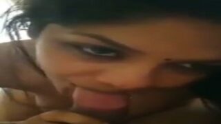Viral! Cewek Kerala Pamer Aksi Ngentot Mulut, Bikin Nagih Pengen Coli Terus!