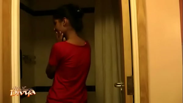Telanjang Bulat! Pacar Indianku Pamer Body Mulus Tanpa Busana, Bikin Muncrat!